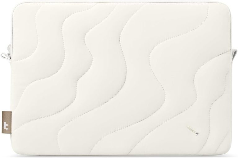 Quilted Puffer Laptop Sleeve for 16-inch MacBook Pro
