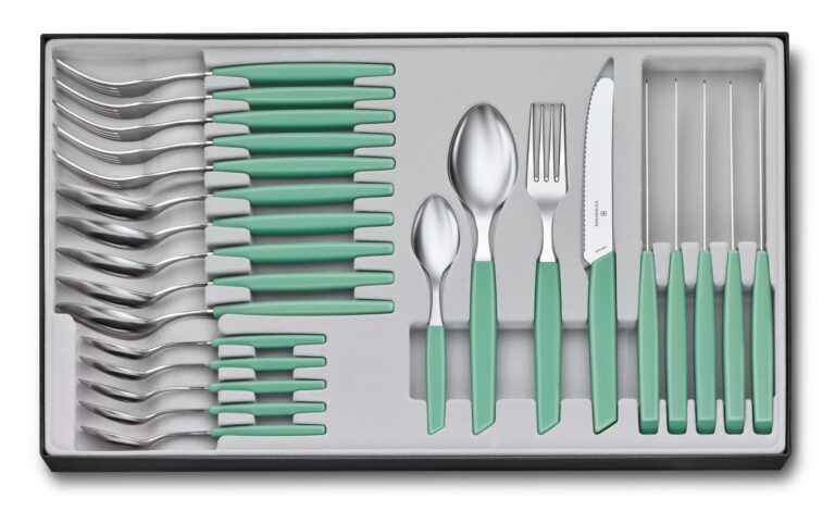 Victorinox Swiss Modern 24 Piece Table Set Mint
