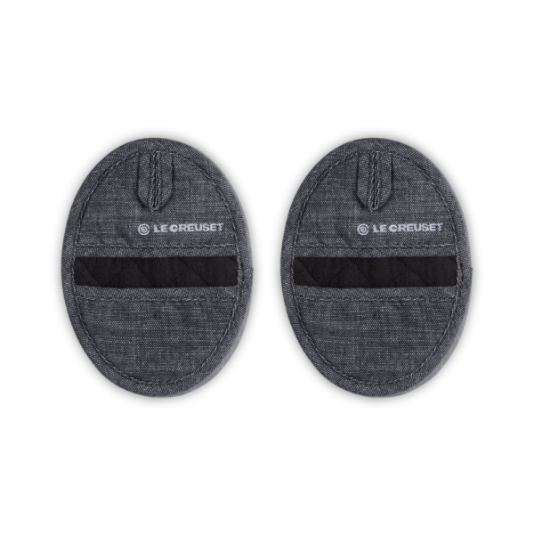 Le Creuset Textiles Oval Pot Holder Noir Set of 2