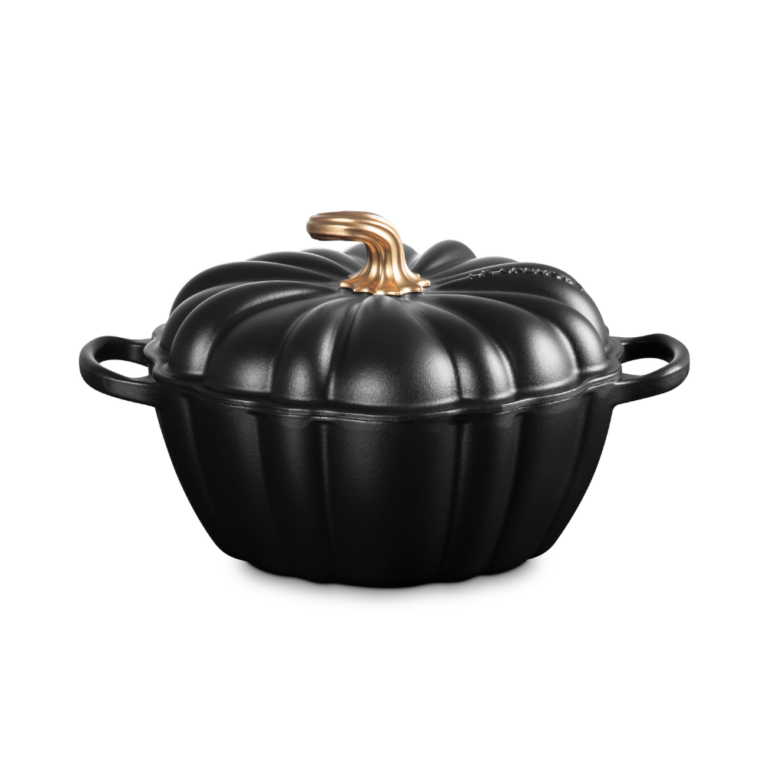 Le Creuset Cast Iron Casserole Pumpkin Matte Black 24cm