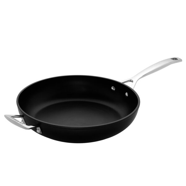 Le Creuset Toughened Non-Stick Deep Frying Pan with Helper Handle (3 Sizes)