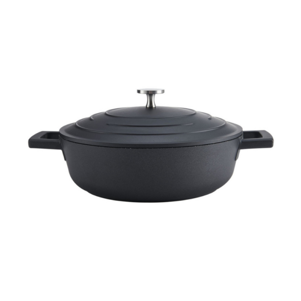 MasterCraft Cast Aluminium Shallow Casserole 2.5L Black