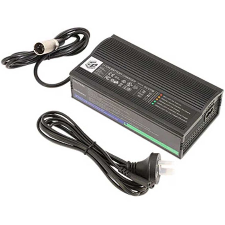 Pacvac Superpro Battery Charger