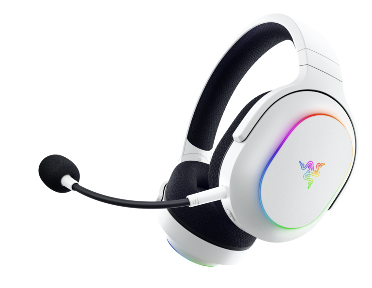Razer Barracuda X Chroma – Wireless Multi-platform Gaming and Mobile Headset – White Edition – Frml Packaging