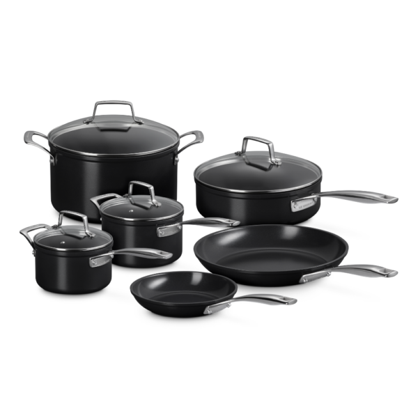 Le Creuset Essential Non-Stick Ceramic 6-Piece Cookware Set