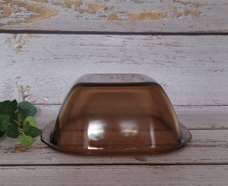 Amber Pyrex England Chicken Casserole Lid #535