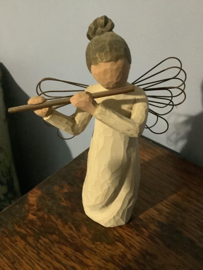 Willow Tree Angel of Harmony Figurine
