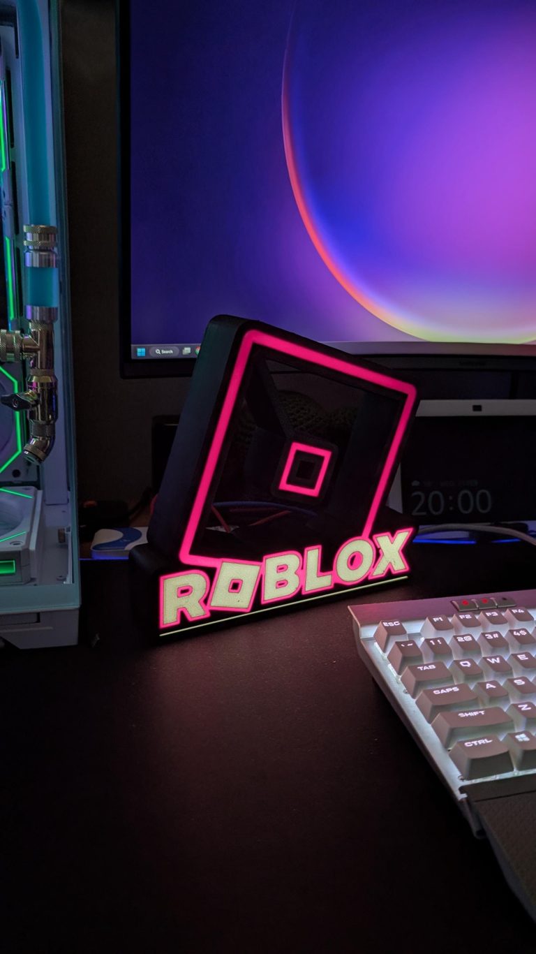 Roblox-Inspired LED Light Box in Pink Neon