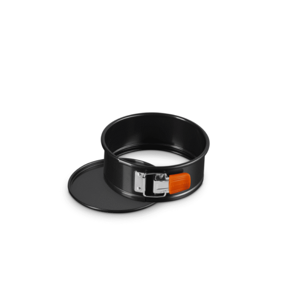 Le Creuset Toughened Non-Stick Springform Round Cake Tin 16cm