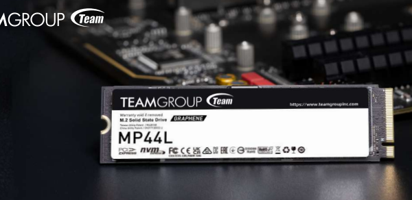TEAMGROUP MP44L 2TB SLC CACHE NVMe 1.4 PCIe Gen 4x4 M.2 2280 SSD R/W 4800/4400 MB/s
